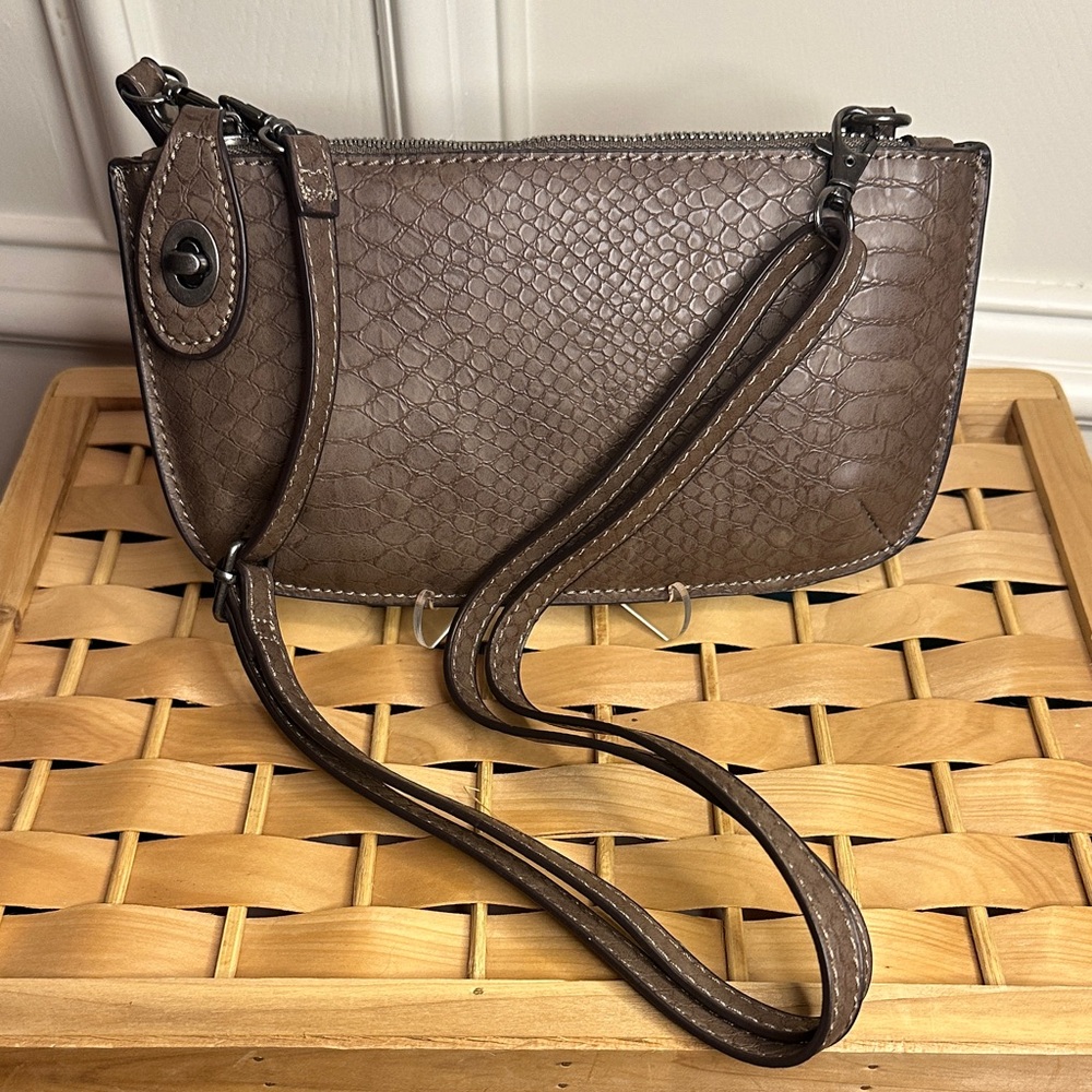 Joy Susan Textured Brown Wristlet
